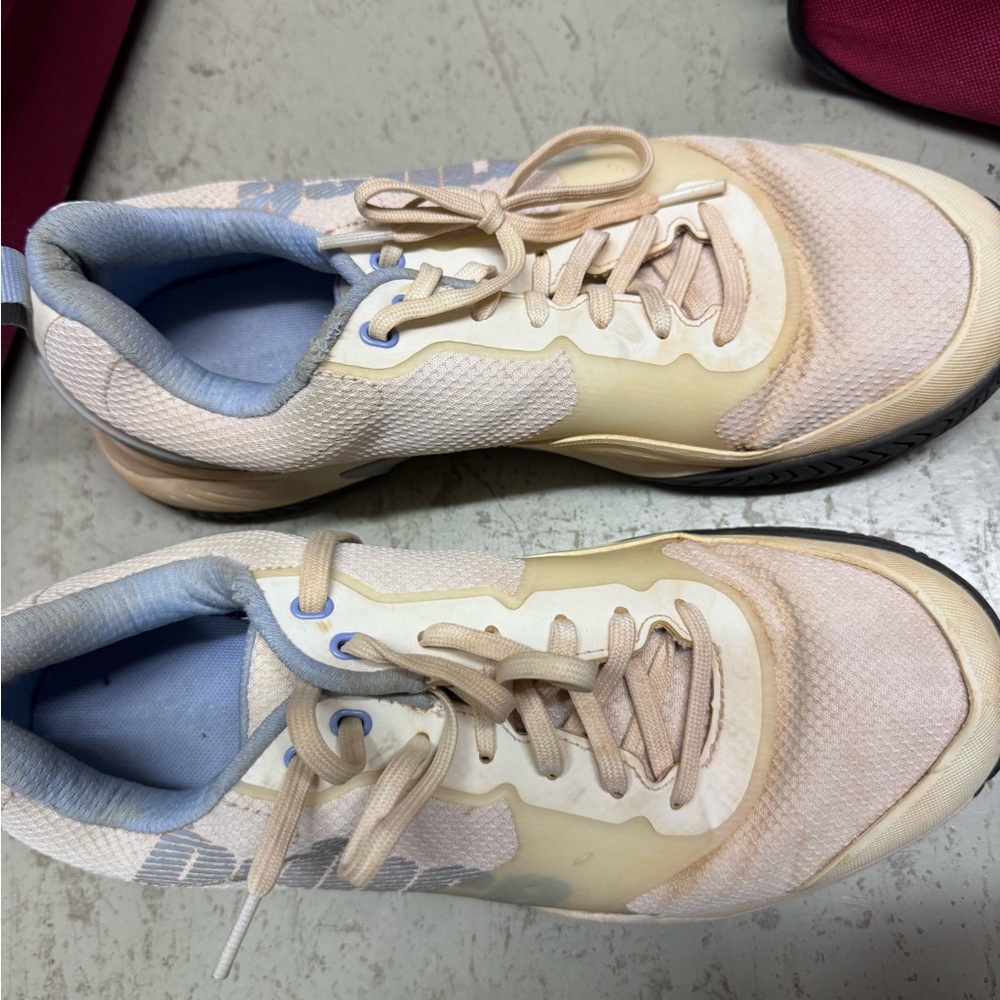 Prince tennis shoes 9